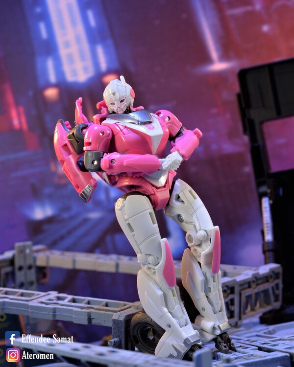 Transformers Studio Series SS 85 Arcee Toy Photography Images By Effendee Samat  (2 of 9)